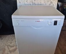 Bosch Series 2 Silent Plus freestanding dishwasher