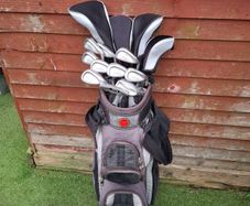 Golf Clubs Compleat Set