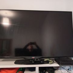 60" 3D TV and PlayStation 4 1tb with games and controllers