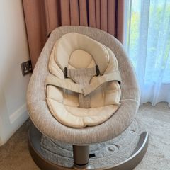 Nuna leaf grow bouncer - sand