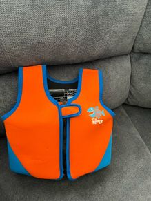 swim vest