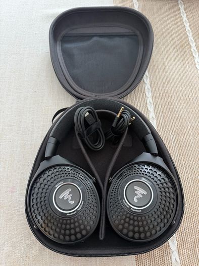 Focal Bathys Audiophile Bluetooth High End Headphones