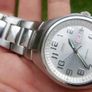 Men's GUESS Waterpro Silver Tone Classic Bracelet Watch, Date, C66079G (Fresh battery, works well) Image 8