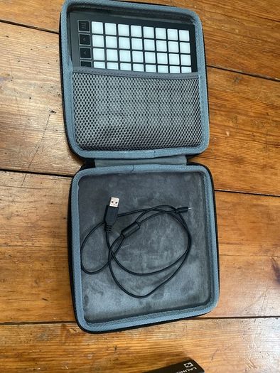 Novation launchpad mini (brand new)
