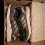 Adidas Runners Size 8.5 Image 5
