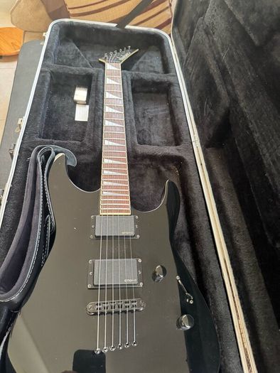 Jackson set neck