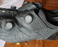 s works ares shoes 46