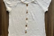 Girls Cream Top: 31-32" / 10-12yrs - Or Free With Any Other Purchase