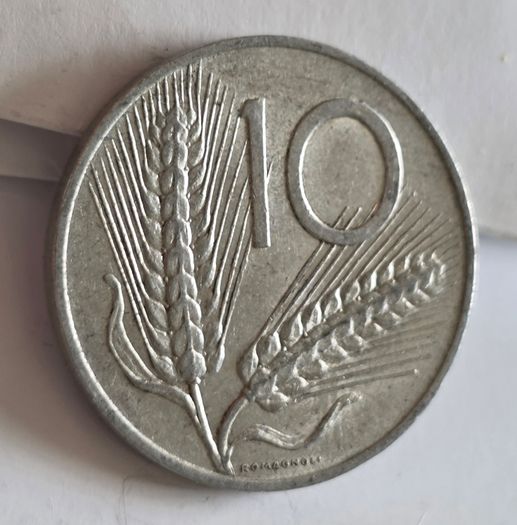 Italy 10 Lire 1955 Rome mint, R