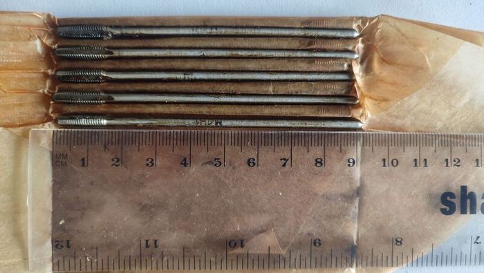 Lot of 10 USSR Straight Nut Taps M4 Metric HSS R6M5 High Precision H1 (ISO 1)