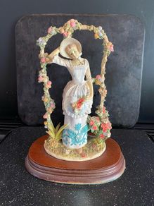 'The Flower Garden' by the 1991 Leonardo Collection
