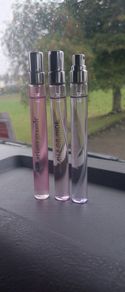 Ariana Grande Perfume