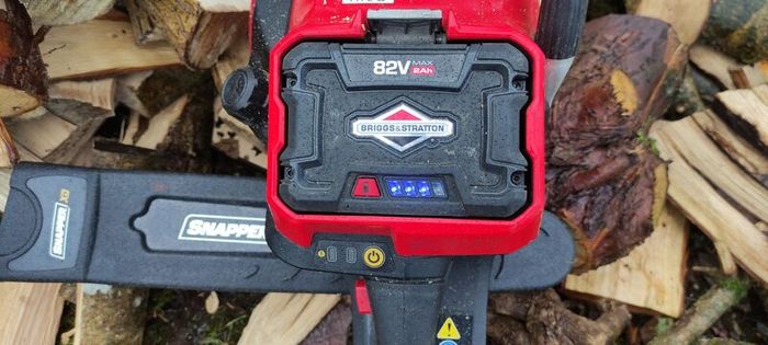 Snapper 82V battery chainsaw