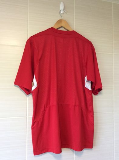 Liverpool Jersey. Official Reebok Mens Home Jersey Season 2004-2006.Original From The Time. Not A Modern Day Remake.
