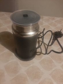 nespresso  milk frotter