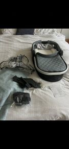 UppaBaby Vista bassinet - in Gregory - x2 -
