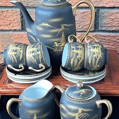 Vintage Japanese-style tea set - black and gold
