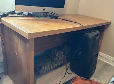 Desk, 150L x 72D x 75H cm