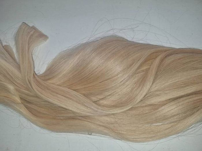 Tape in hair extensions