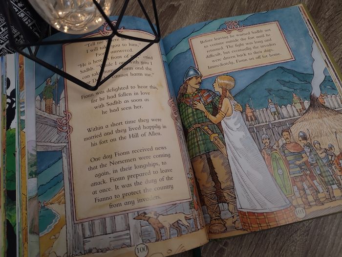 A Child's Treasury of Irish Stories and Poems ! Hardcover ! 2004 ! by Gill & Macmillan !