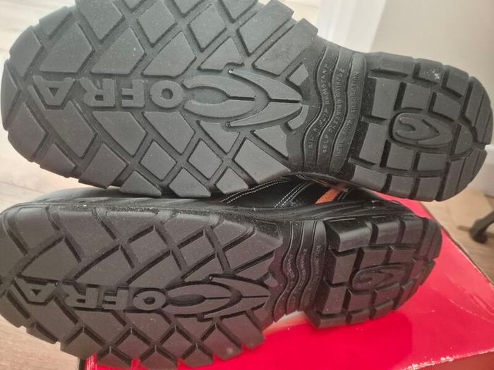 Cofra ESD Safety Boots, size 44