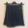 manchester united shorts Image 3