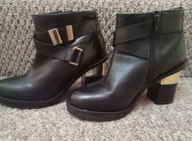 River Island black ladies boots, Size 4