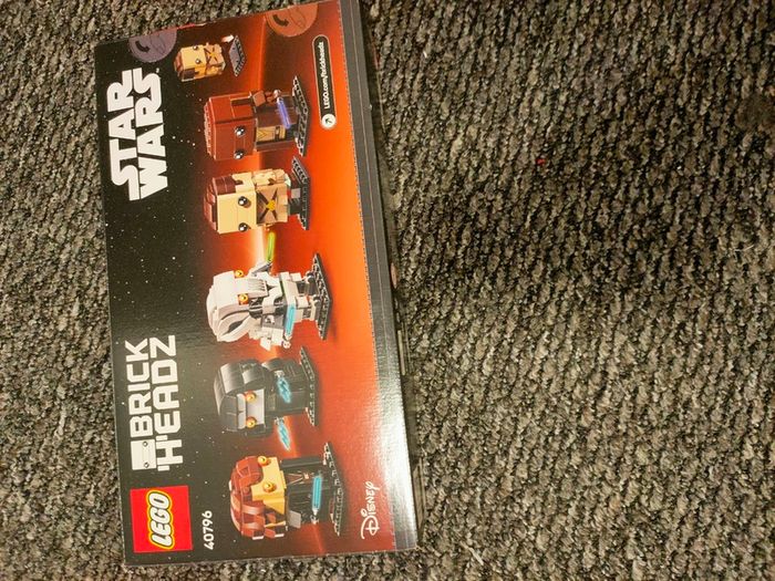 40796 Revenge of the Sith Heroes & Villains