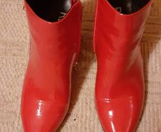 Red ankle boots size 6(small)