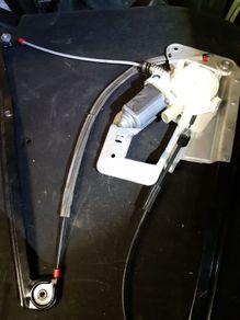 BMW E39 5 Series Front Door Window Regulator with motor 8252392