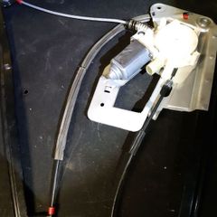 BMW E39 5 Series Front Door Window Regulator with motor 8252392