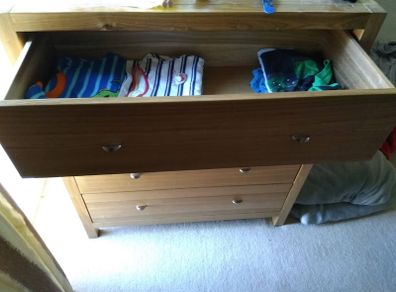 Solid Oak Chest Of Drawers