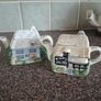 Vintage Miniature Cottage Teapots Collectio Image 4
