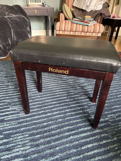 Adjustable Piano Stool