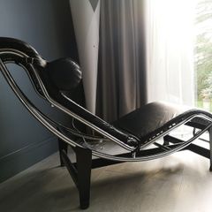 Chaise Lounge
