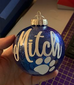 Personalised glitter pet baubles