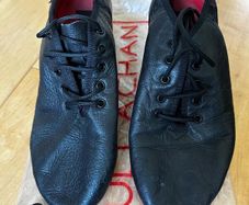 Boy reel Irish dancing shoes size 4 1/2