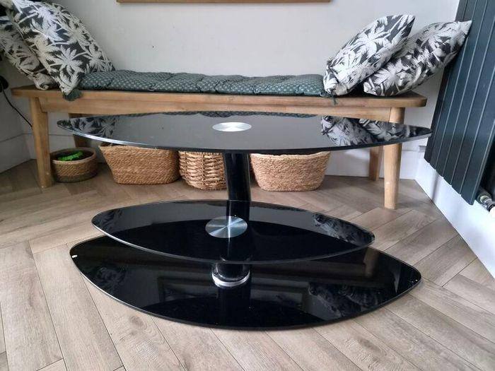corner tv stand