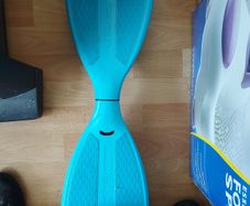 RAZOR Hovertrax, segway type hoverboard, in excellent condition, No charger to tes