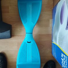 RAZOR Hovertrax, segway type hoverboard, in excellent condition, No charger to tes