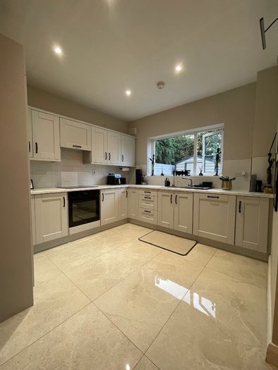 Modern Integrated Kitchen For Sale