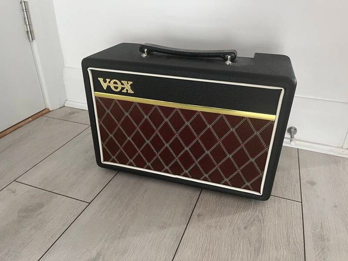 vox pathfinder 10