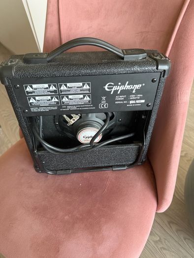 Epiphone Studio 10S guitar amp