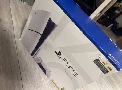 new ps5 slim disc 1tb software 13.4 (Jailbreakable)
