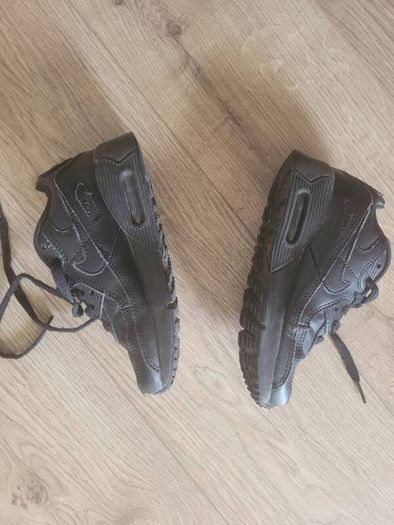 Nike Toddler black shoes