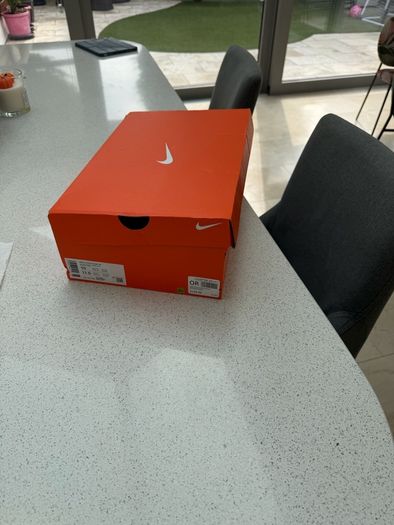 Nike - structure 26