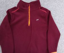 boy's fleece top/jumper.Age3/4.height 104cm