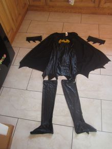 Batwoman ...  batman   size MED