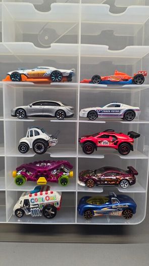 Hot Wheels Pack of 10 Cars 7