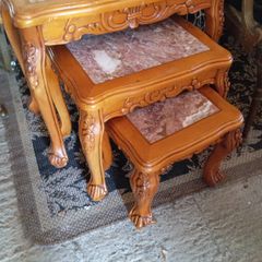 Vintage table nest
